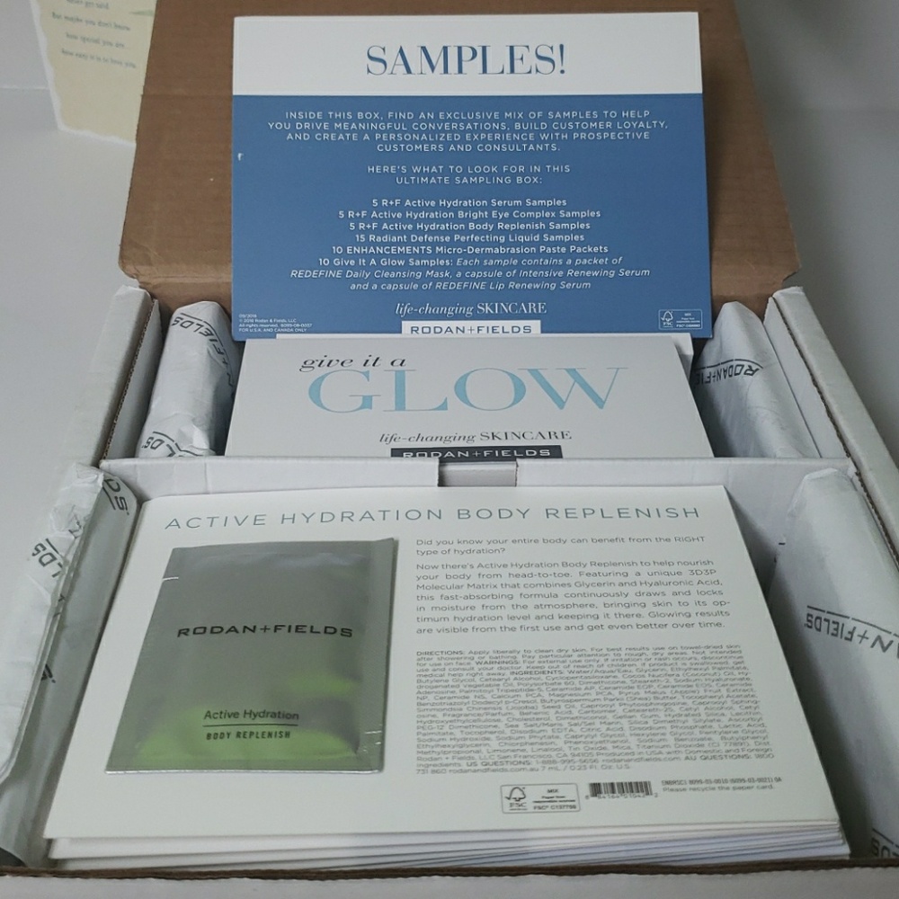 Rodan and Fields Ultimate Sampling Box